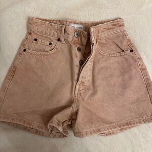 Zara peachy colored high waisted denim shorts 💗